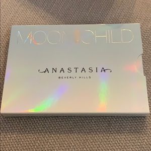ABH Moon Child Palette q